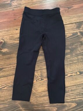 SPANX Black Capri Sculpting Ponte Pants